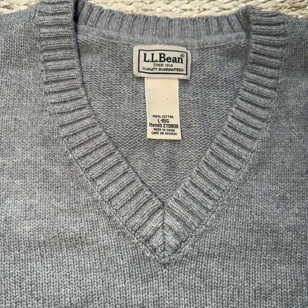 Men's‎ Vintage L L Bean Cotton Gray V Neck Pullover Sweater . Cable Knit. Large